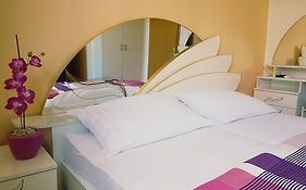 Rooms Hunter